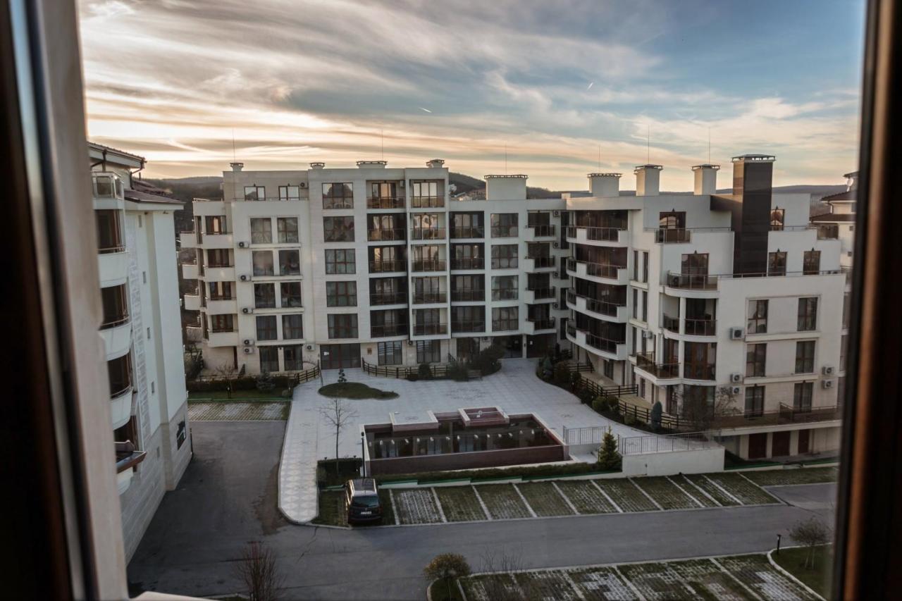Long Beach Resort Shkorpilovtsi Exterior photo