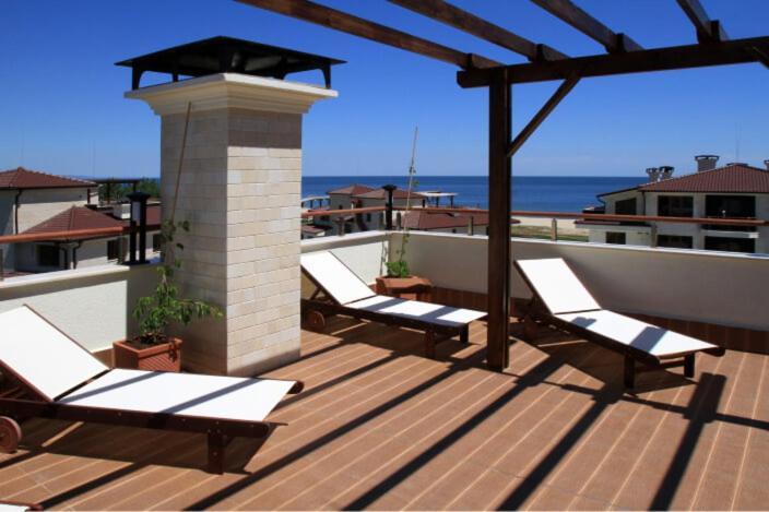 Long Beach Resort Shkorpilovtsi Exterior photo