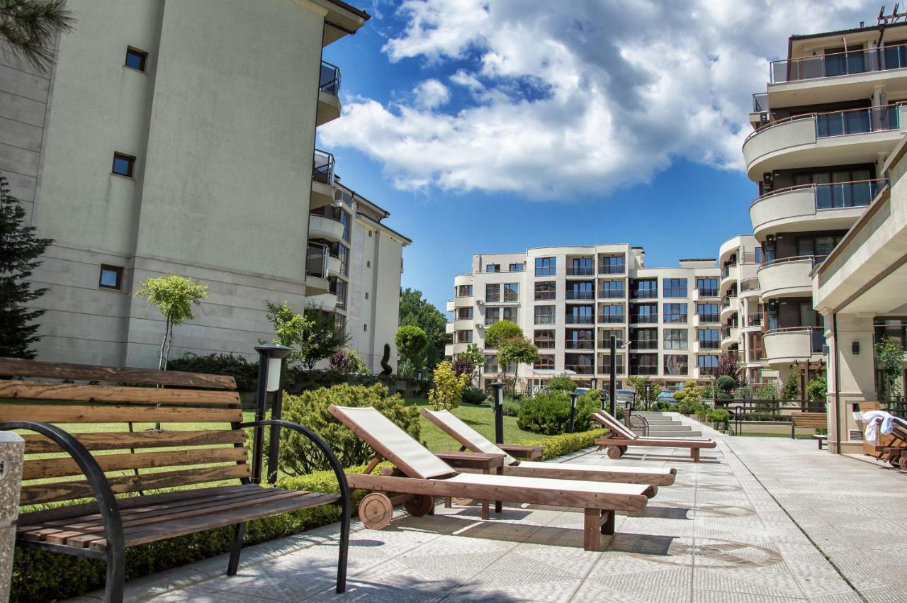 Long Beach Resort Shkorpilovtsi Exterior photo